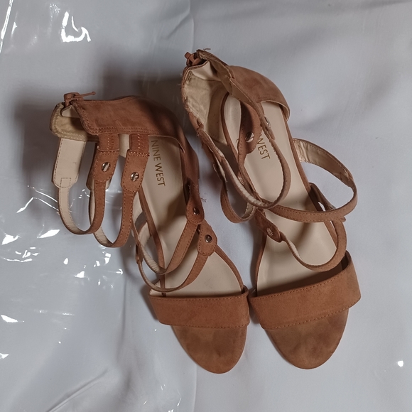 Nine West Wedge - Picture 4 of 7